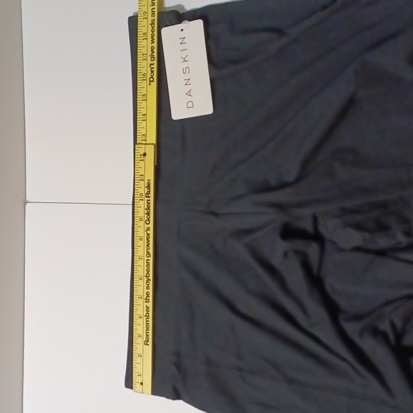 Danskin Women's Black Sleek-Fit Yoga Pants Sz. 2X - Picture 12 of 12